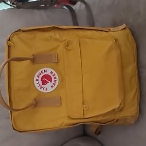 Fjallraven kanken yellow ochre